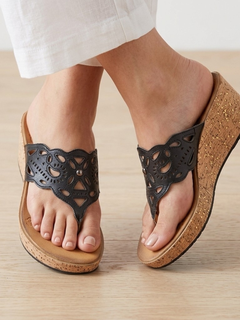 Clarks Black Laser-Cut Cork Wedge Thong Sandals Size 9.5
